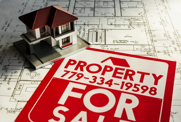 Panneau à vendre pour particuliers : attirez les acheteurs !