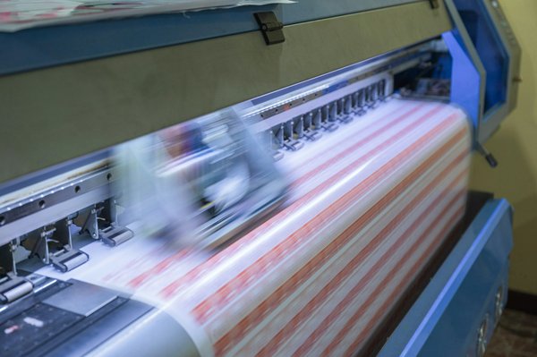 Impression grand format à paris : excellence et durabilité